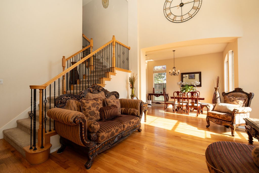 903 Lakefield Drive