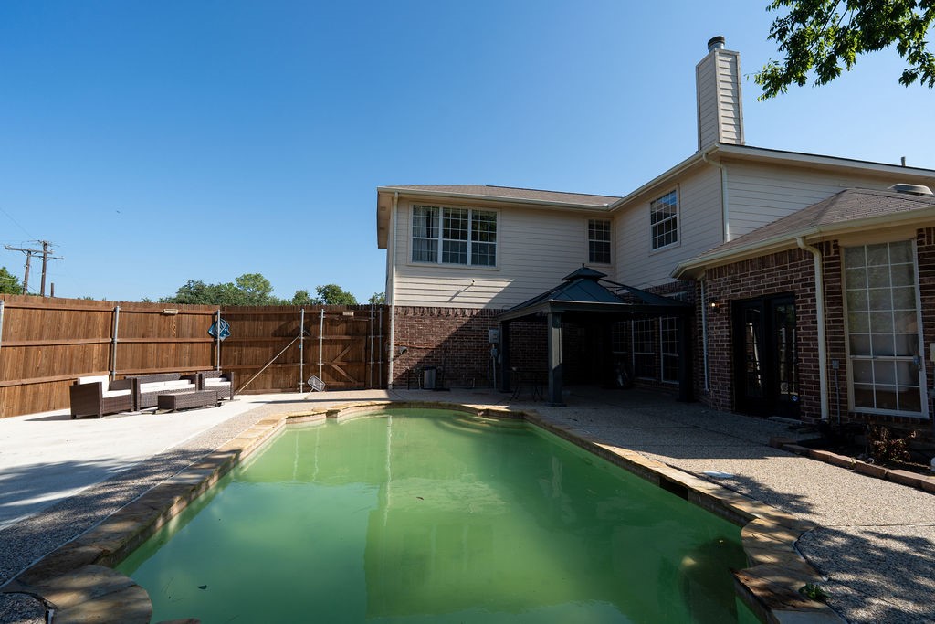 903 Lakefield Drive