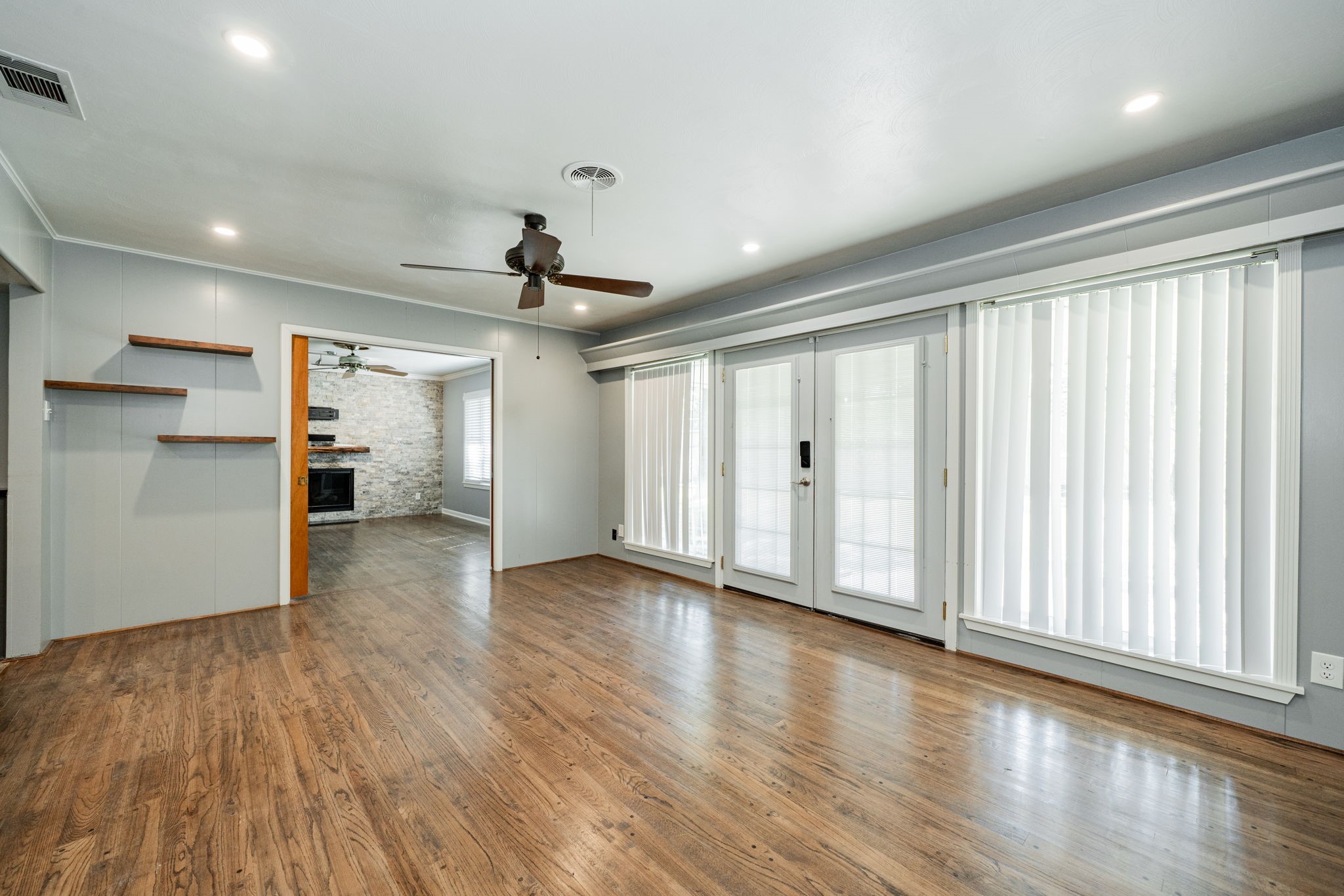 908 Saturn Springs Drive