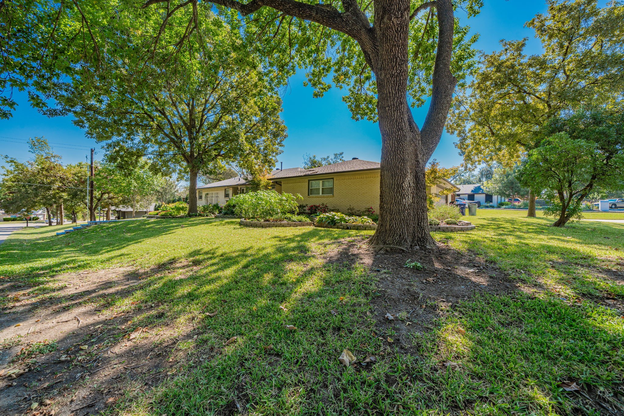 908 Saturn Springs Drive