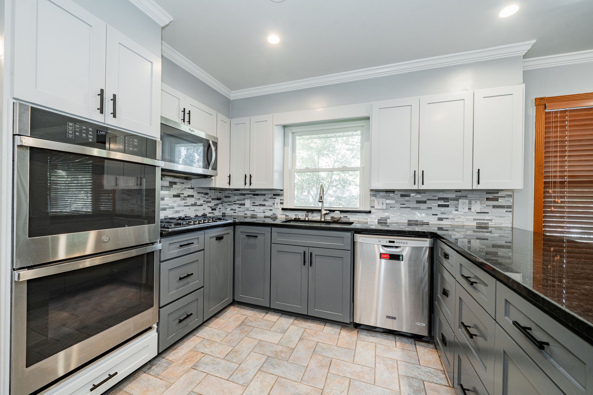 908 Saturn Springs Drive