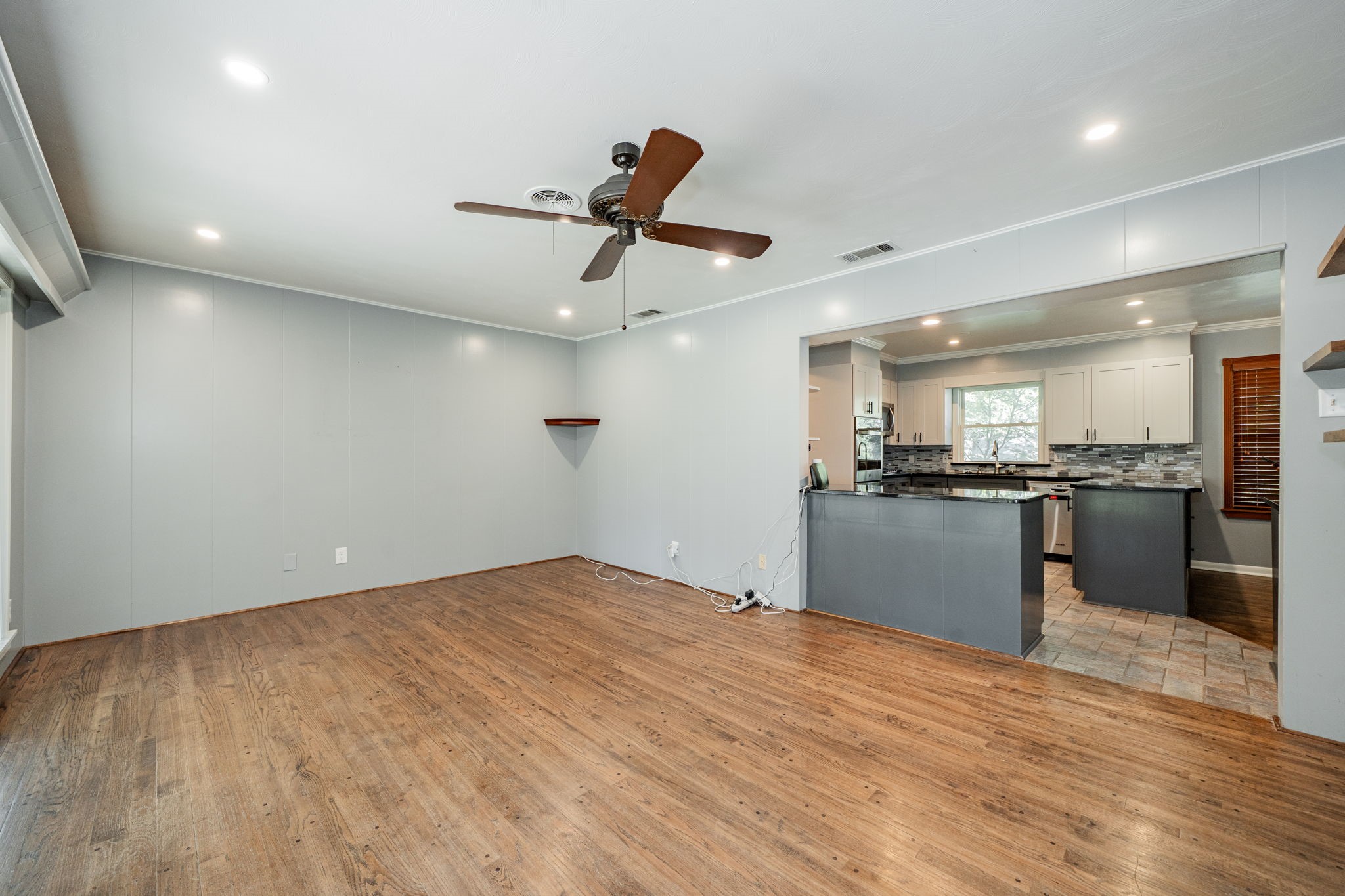 908 Saturn Springs Drive