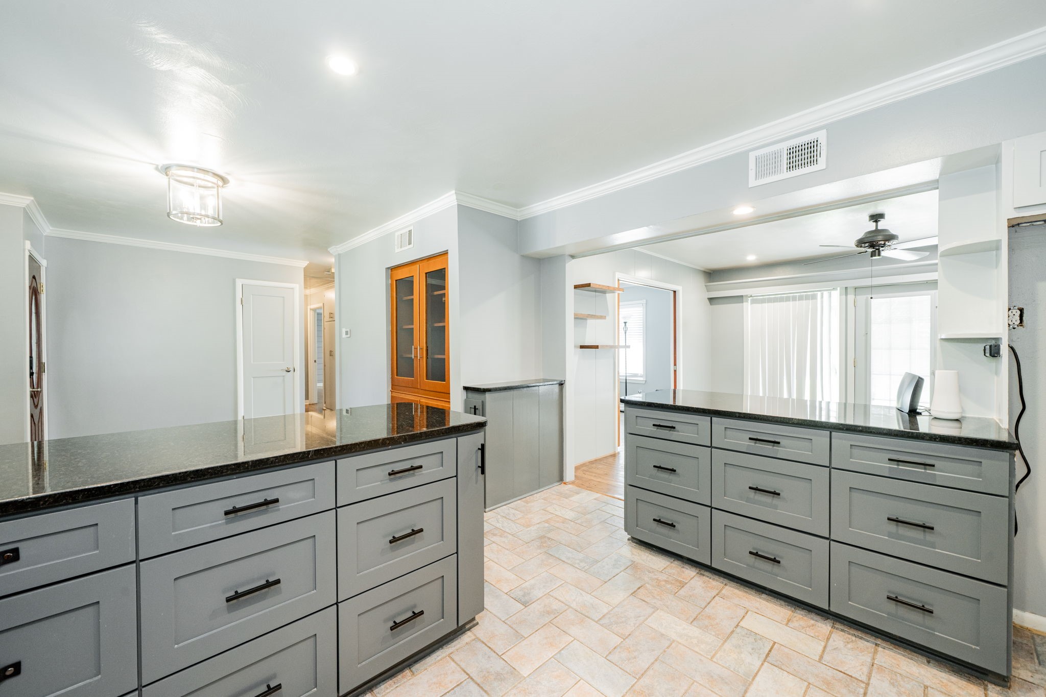 908 Saturn Springs Drive