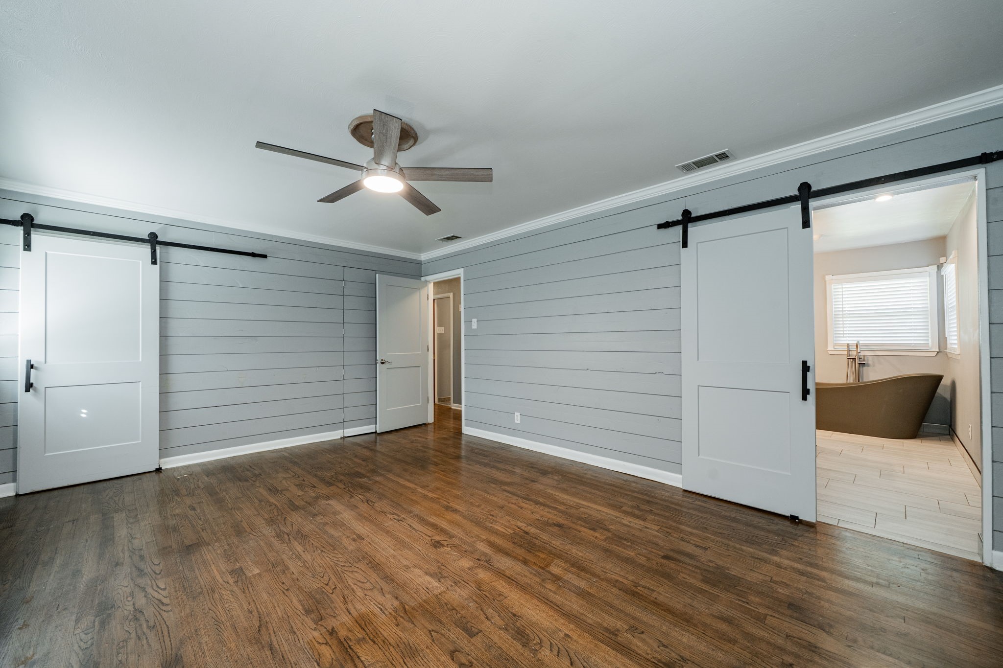 908 Saturn Springs Drive