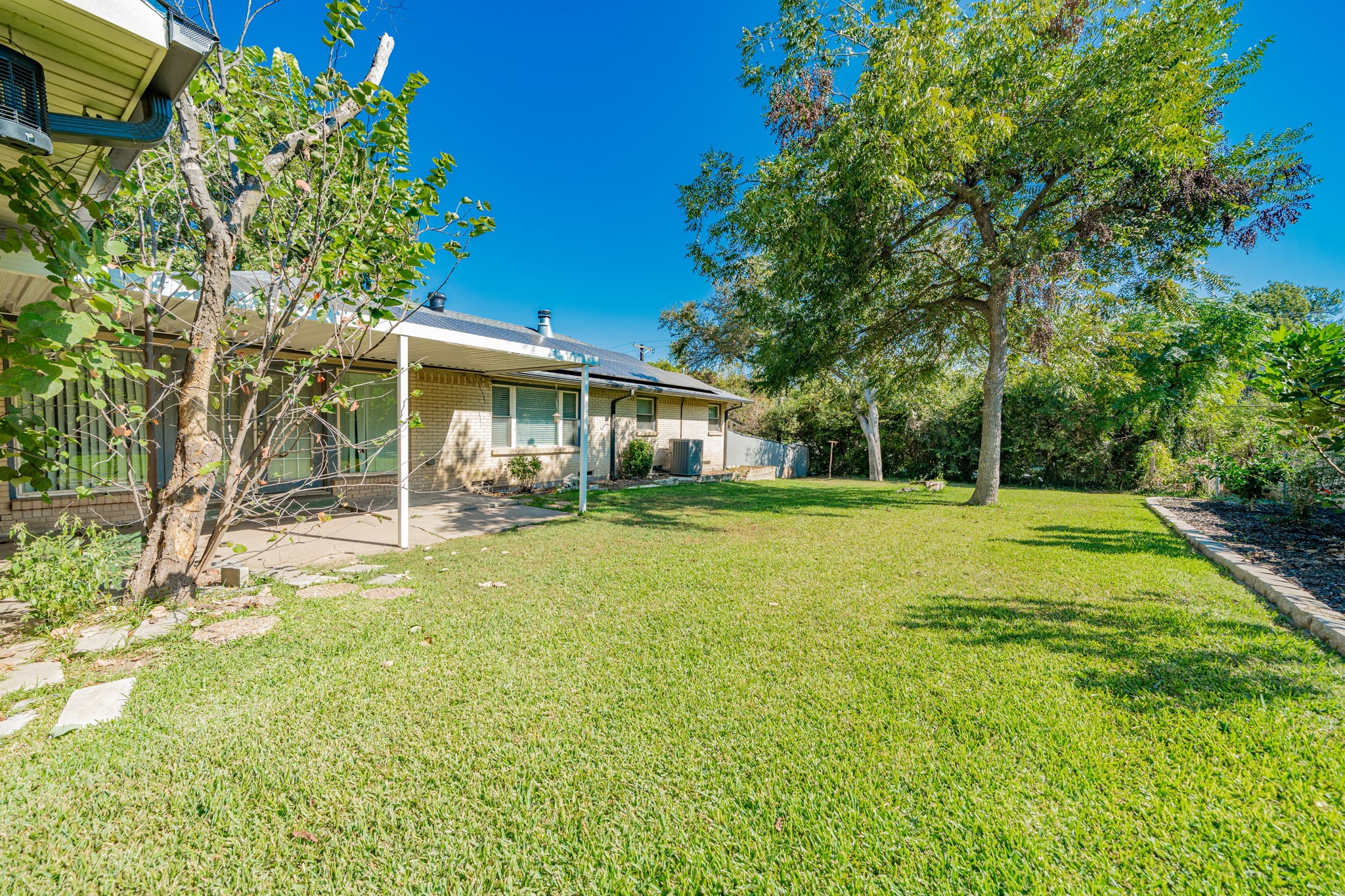 908 Saturn Springs Drive