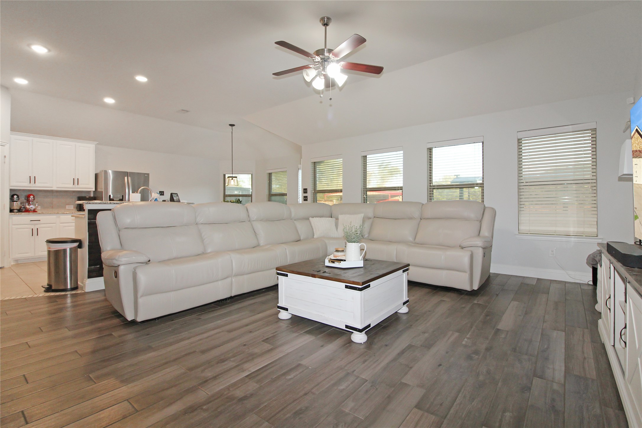 125 Fieldview Drive