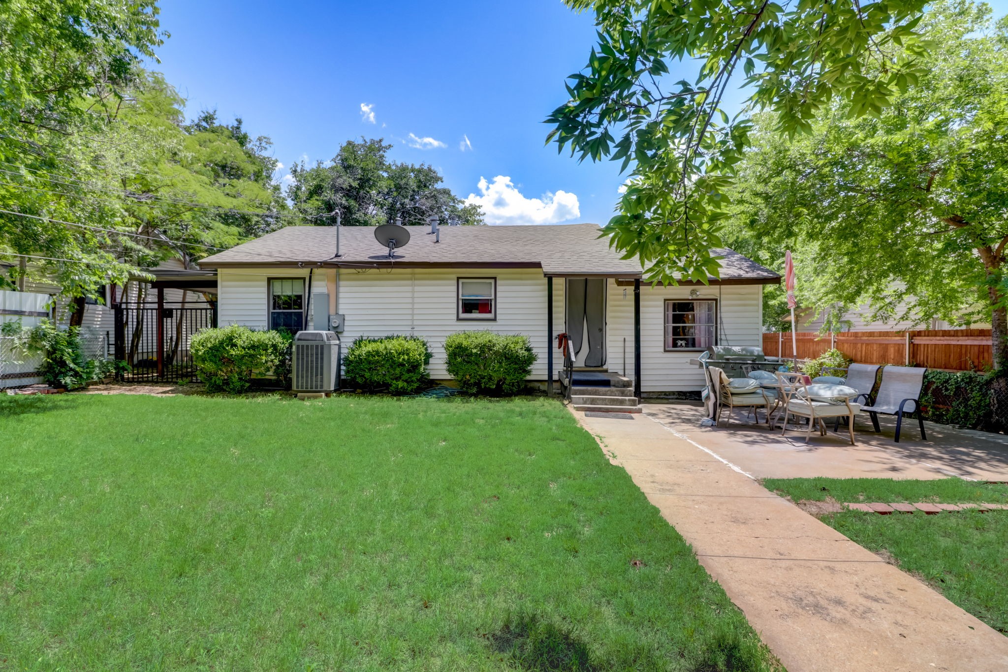 4321 Voncille Street