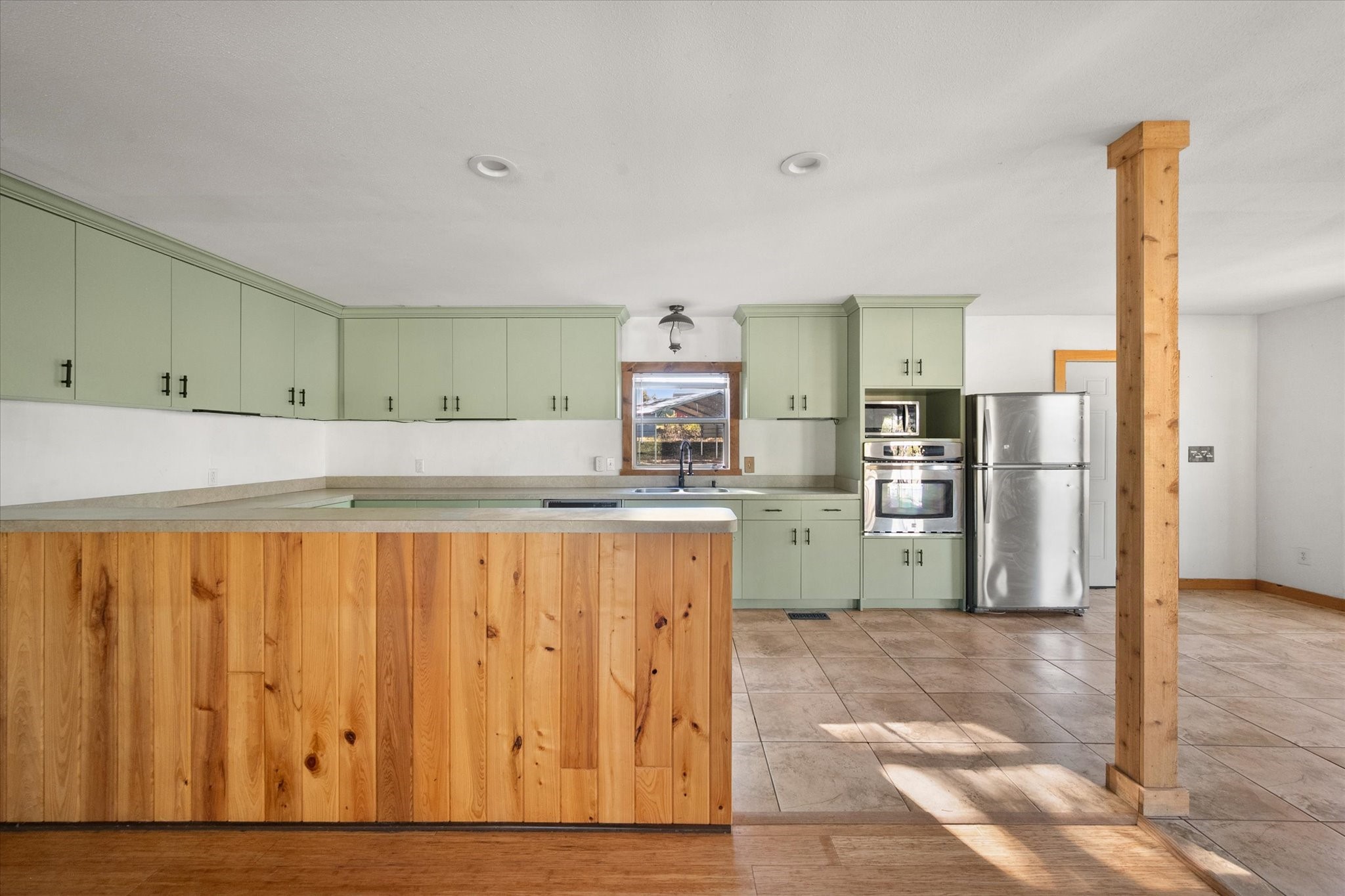 140 Dolly Drive