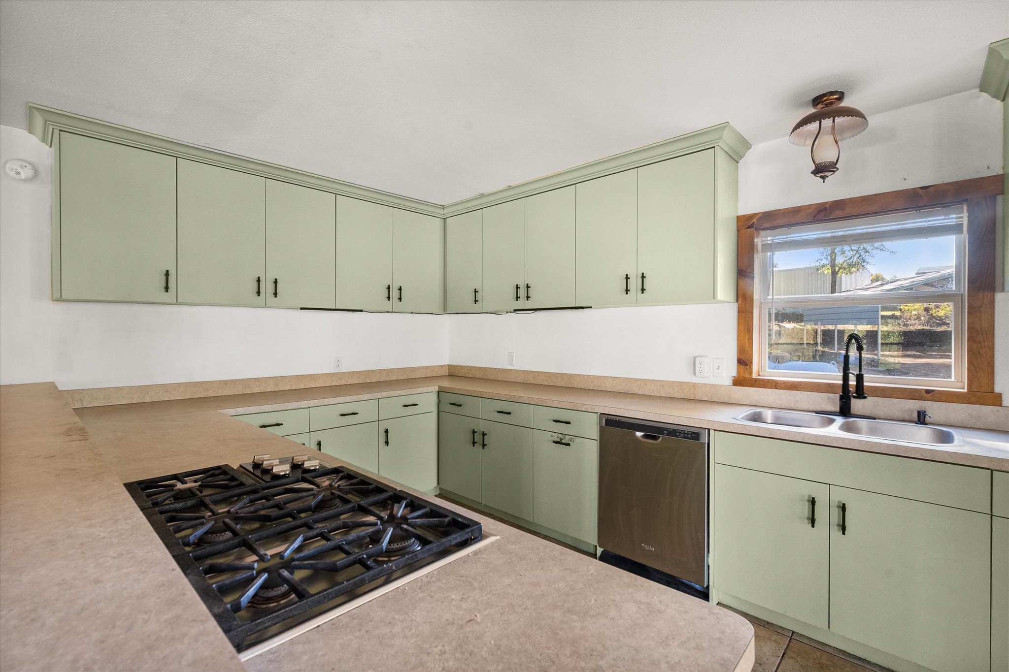 140 Dolly Drive
