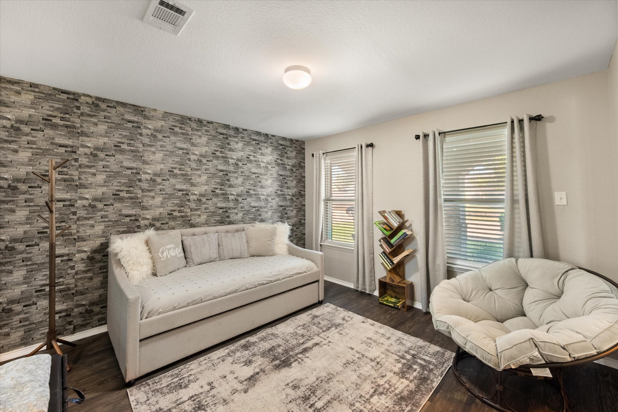 5501 Northfield Drive