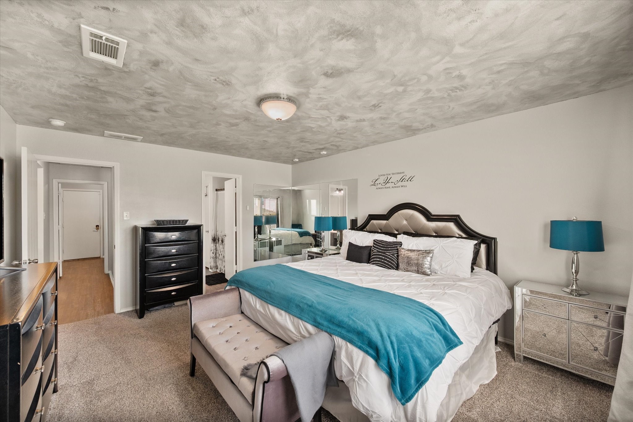 5501 Northfield Drive