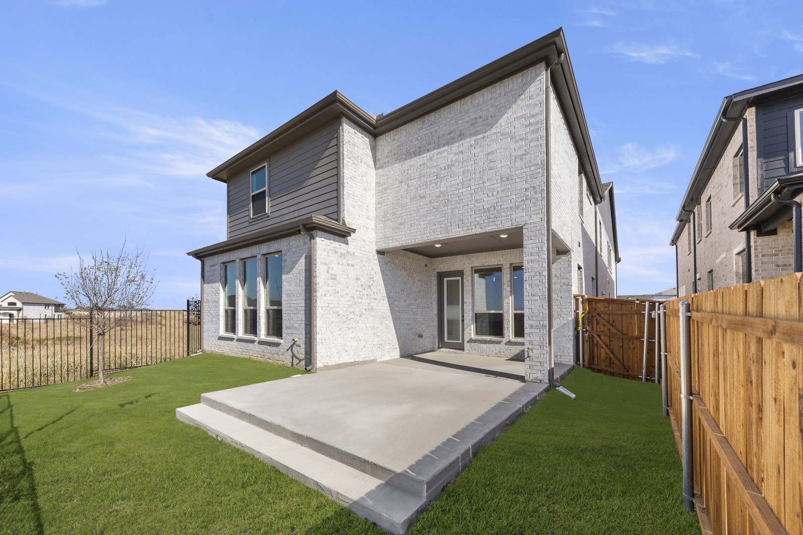 713 Valley Pines Drive
