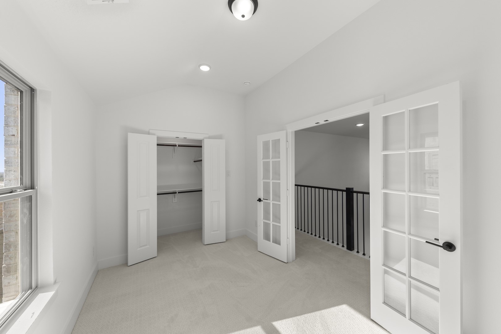 713 Valley Pines Drive