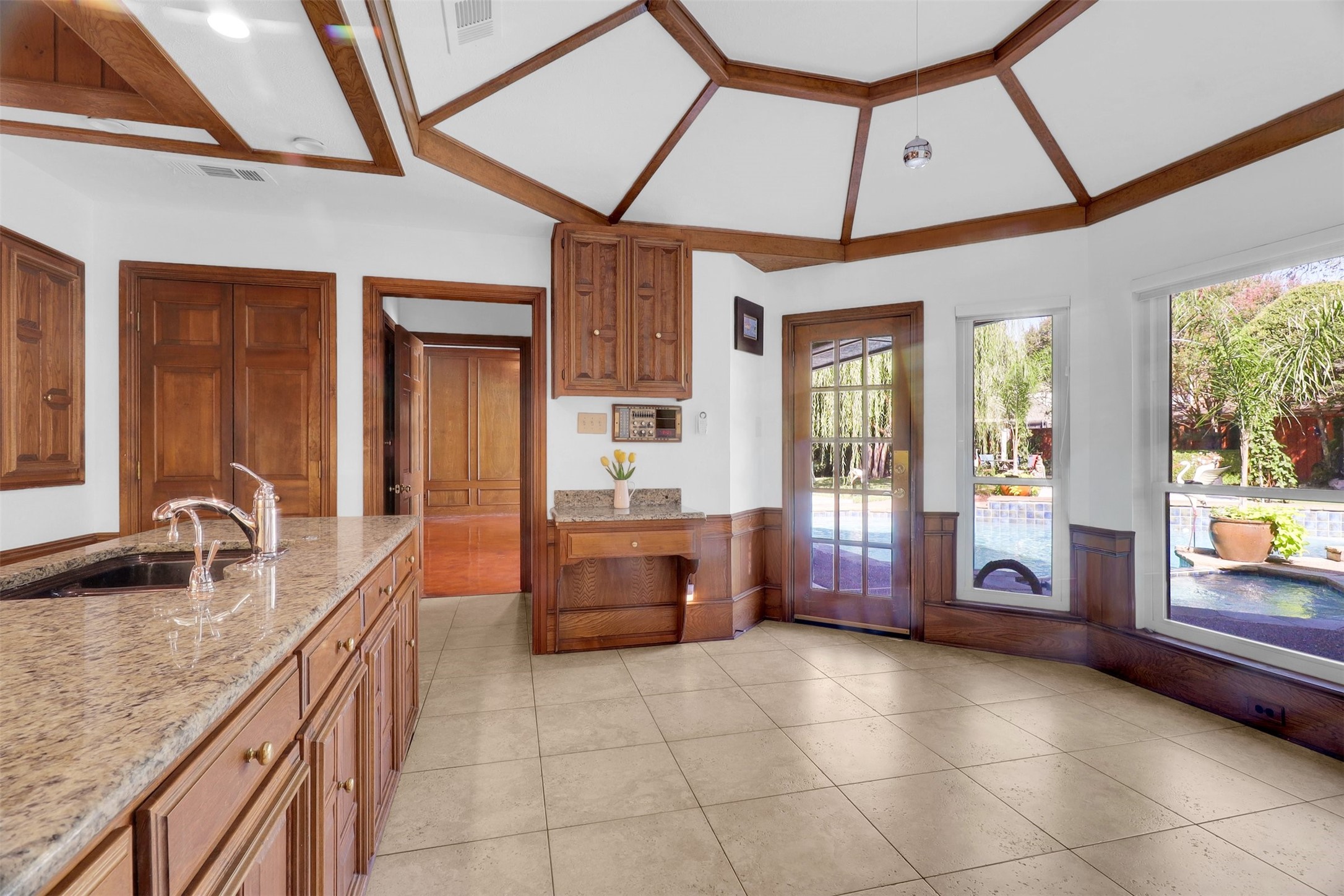 3213 Faulkner Drive