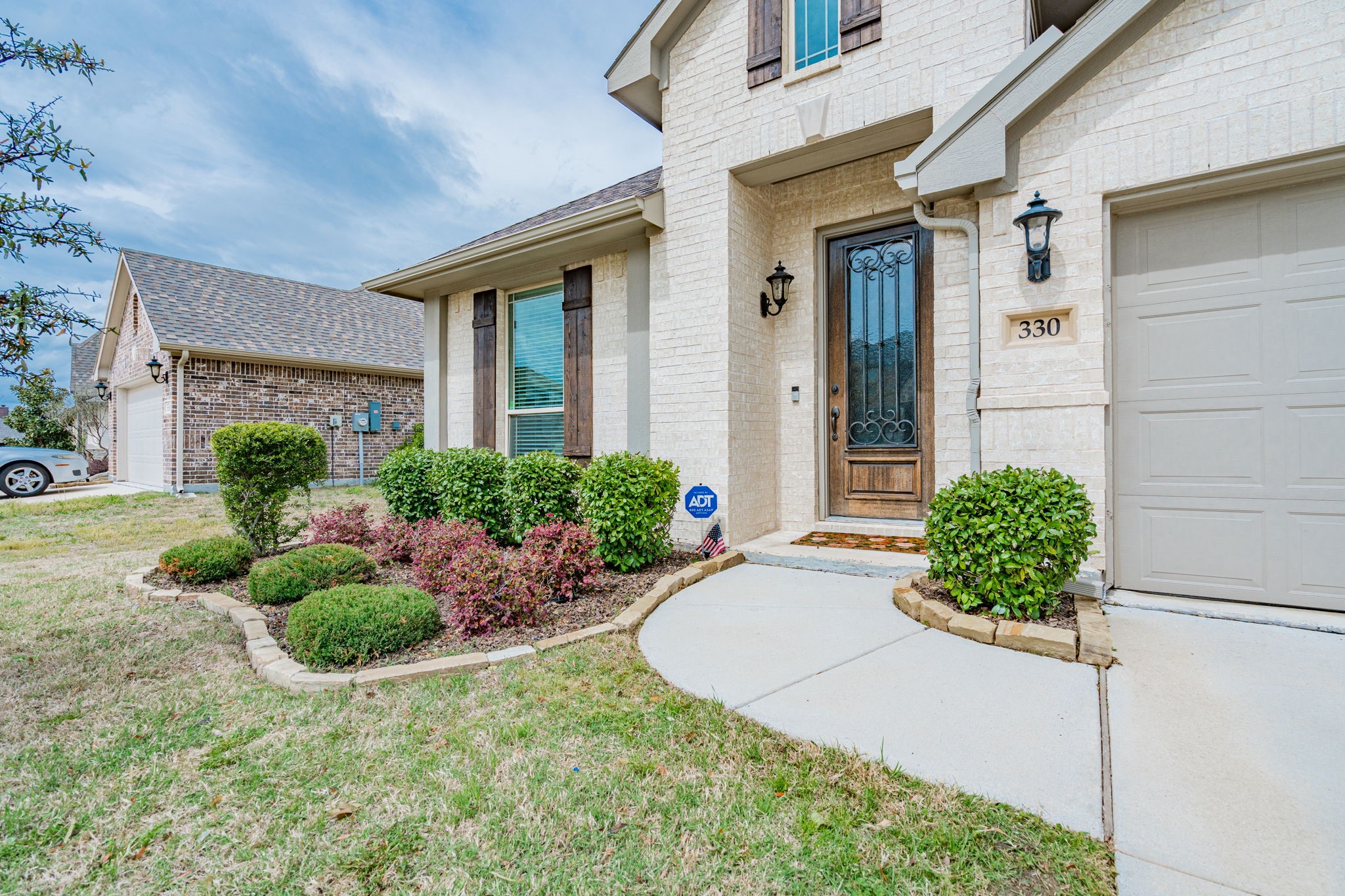 330 Roscoe Drive