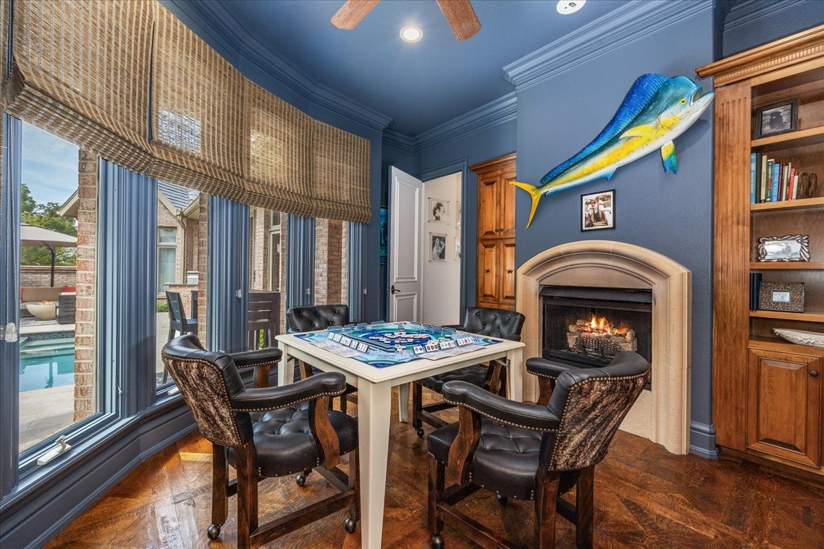 4907 Westbriar Drive