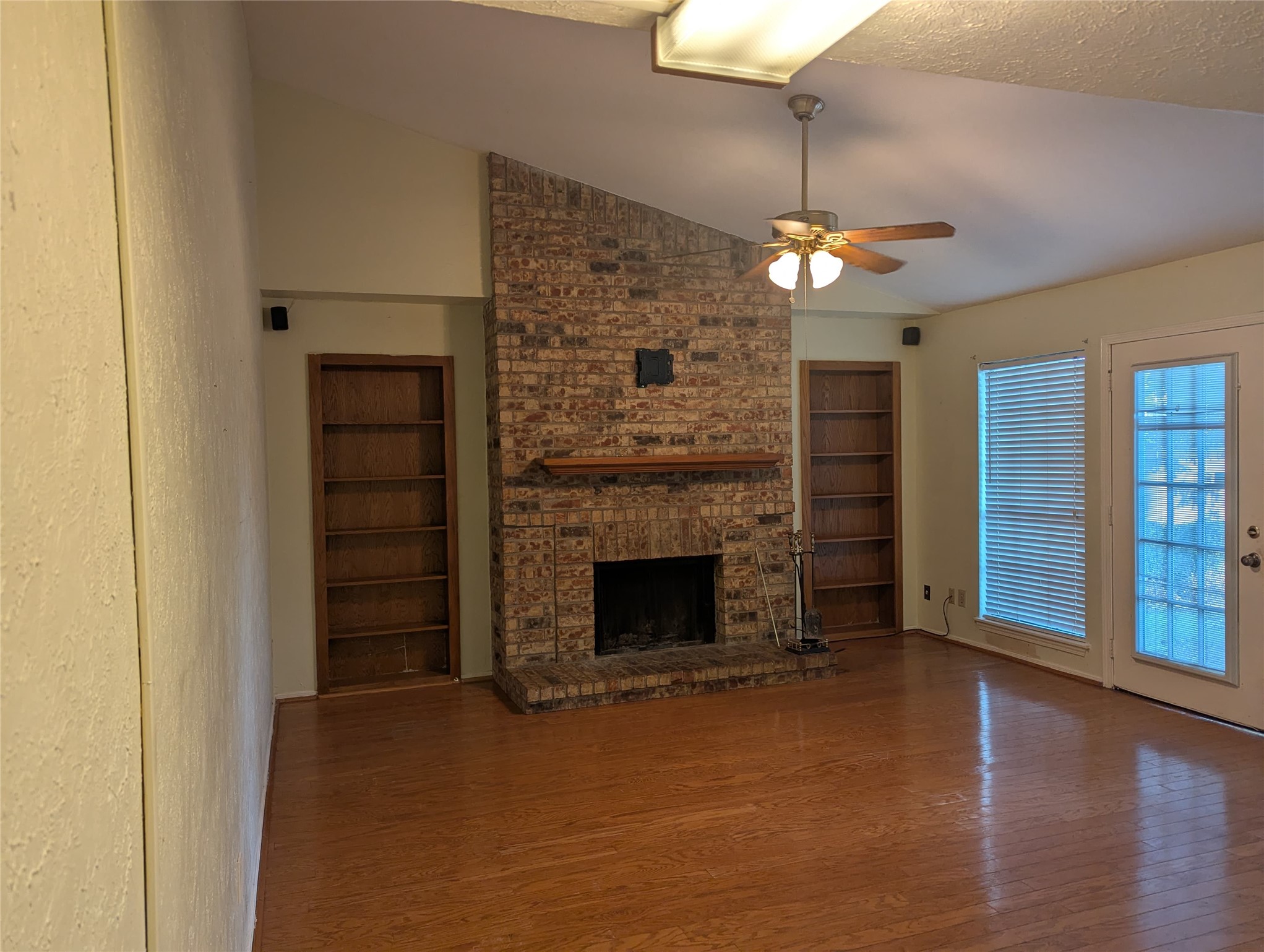 2821 Stratford Lane
