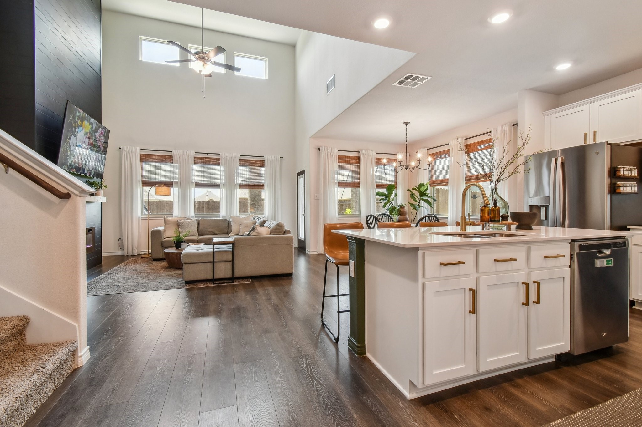 218 Mockingbird Way