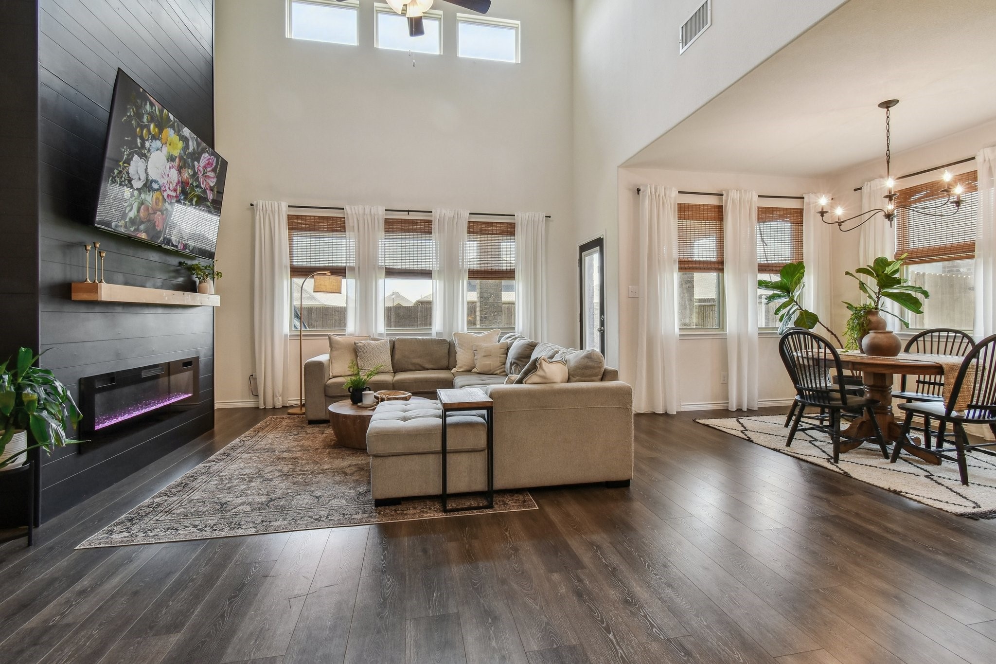 218 Mockingbird Way