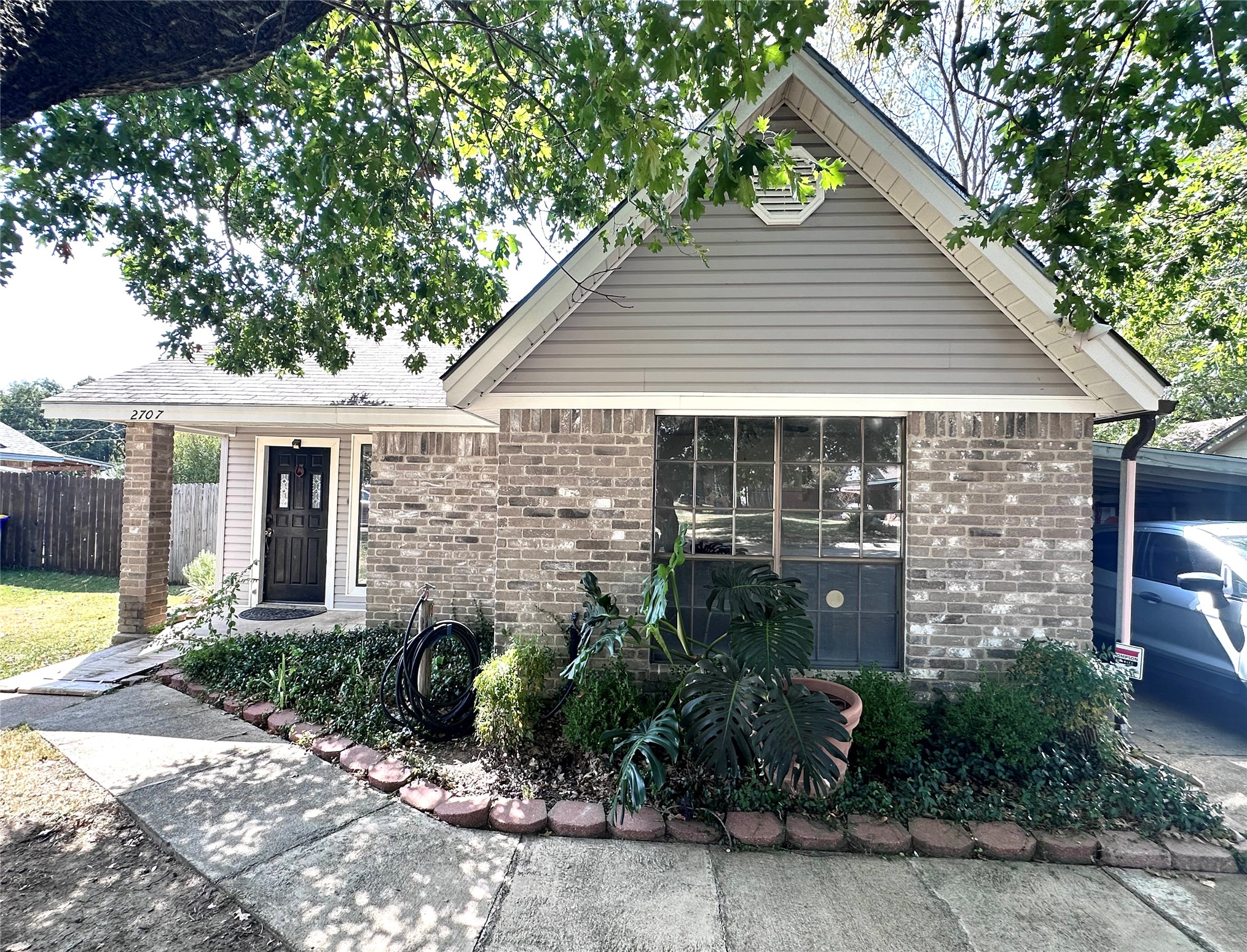 2707 Lexington Street