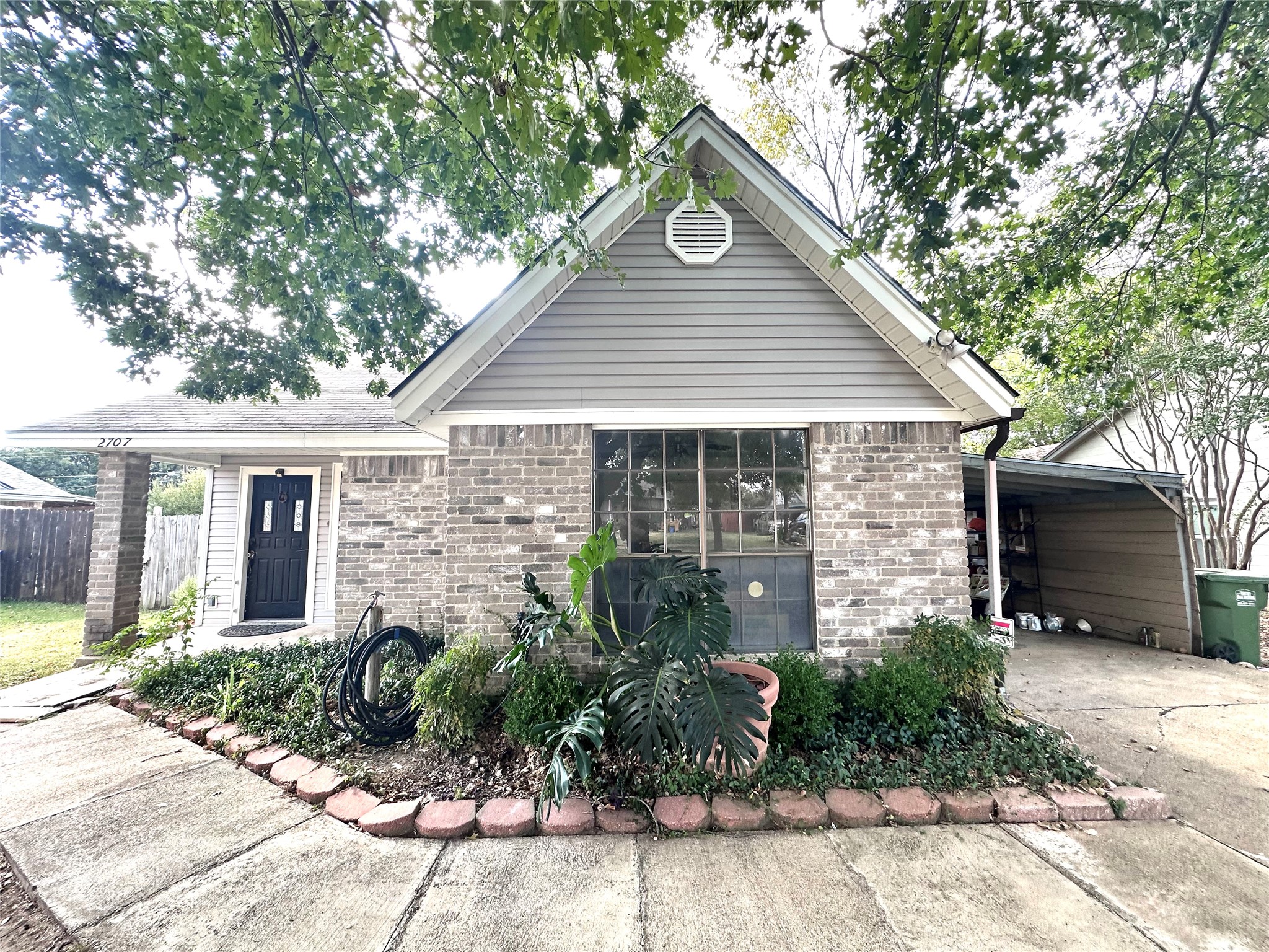 2707 Lexington Street