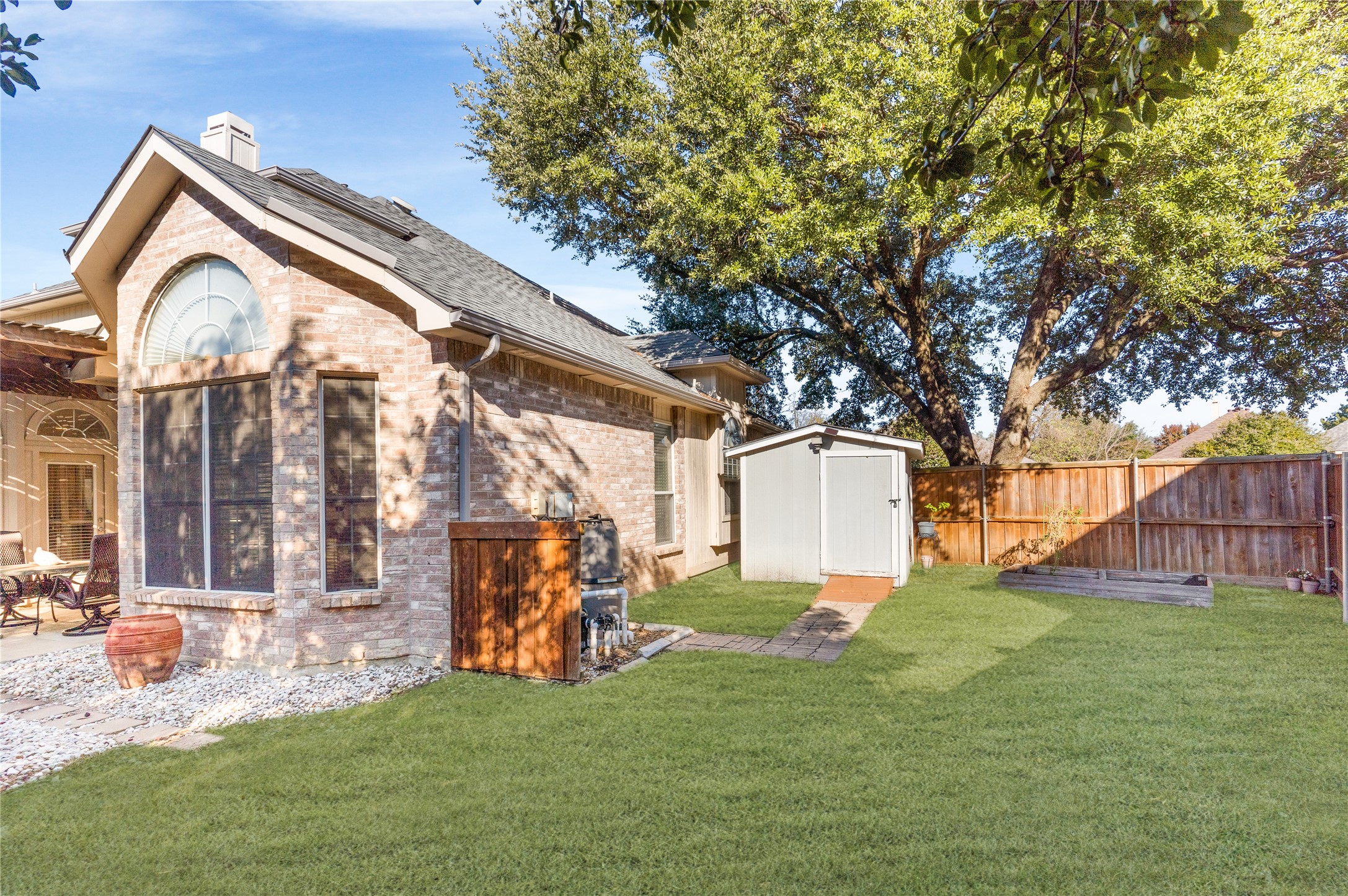 2707 Rochelle Drive
