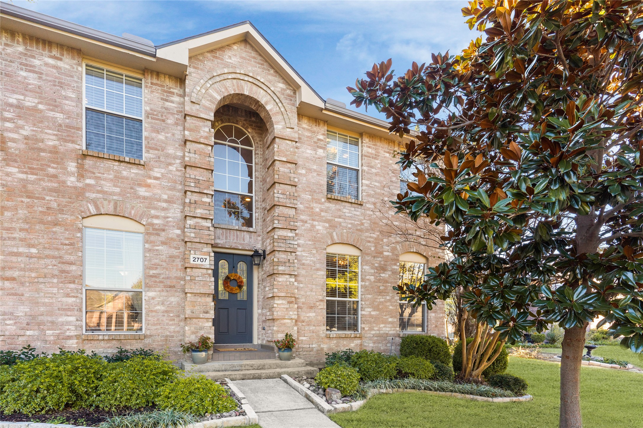 2707 Rochelle Drive