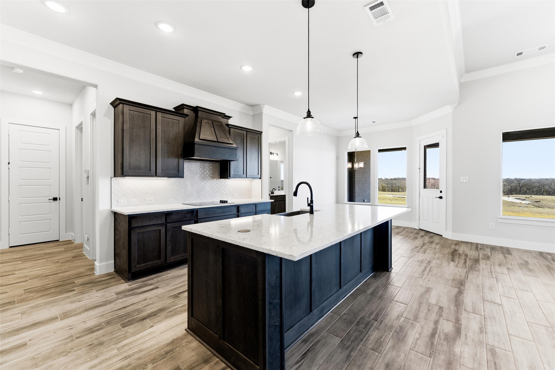 805 Valley Ridge Road