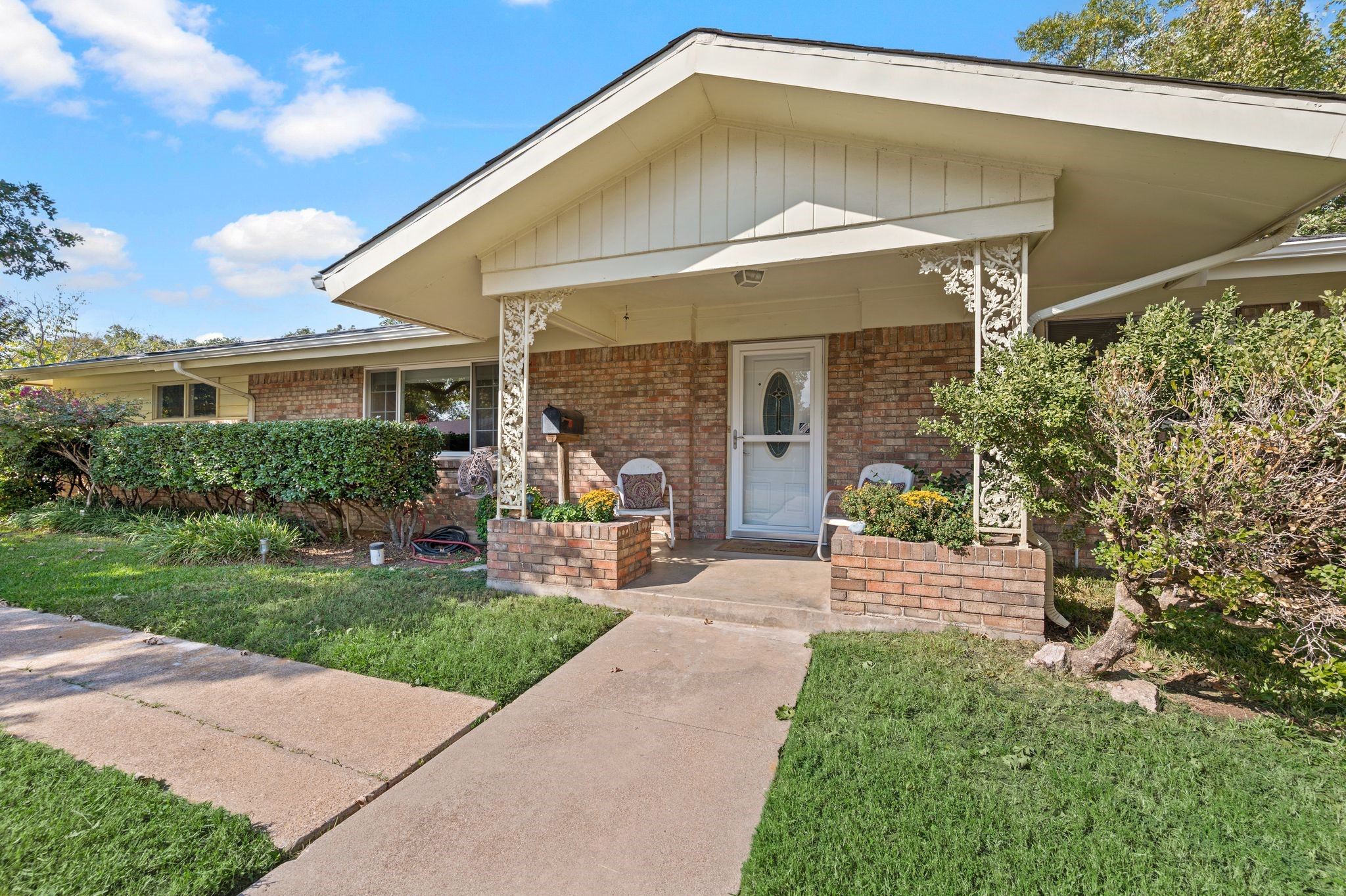 744 Briarwood Lane