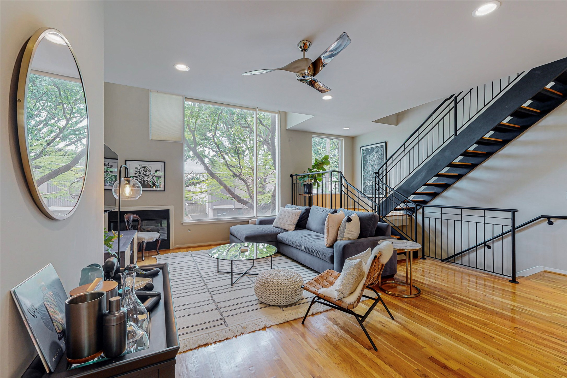 4227 Rawlins Street 3