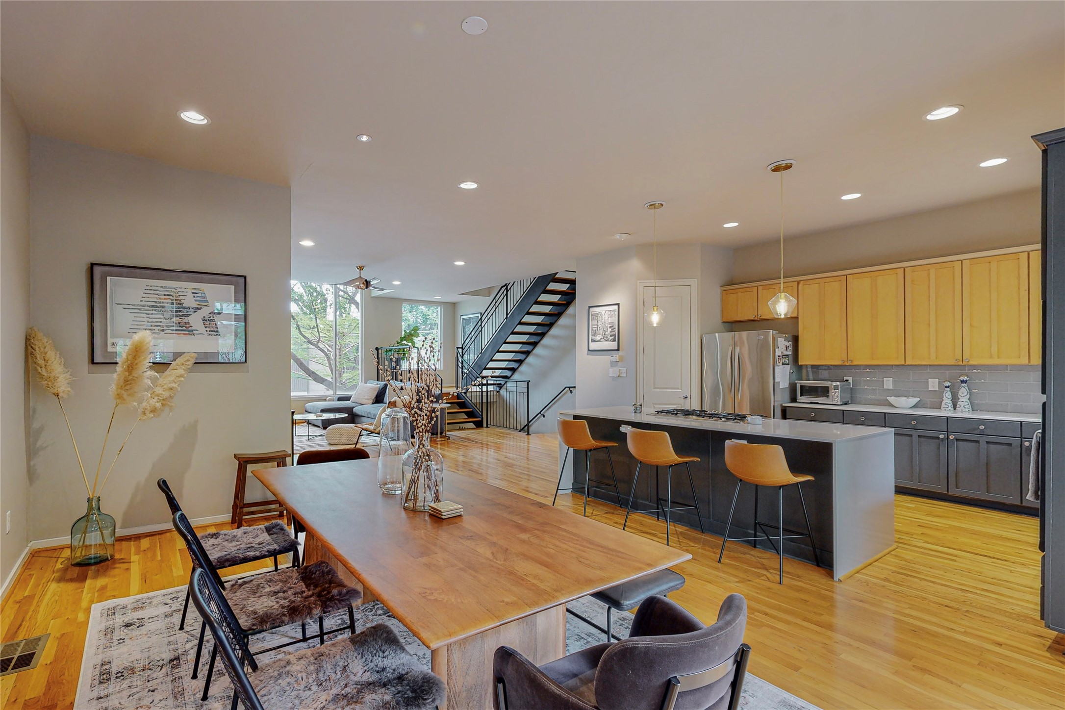4227 Rawlins Street 3