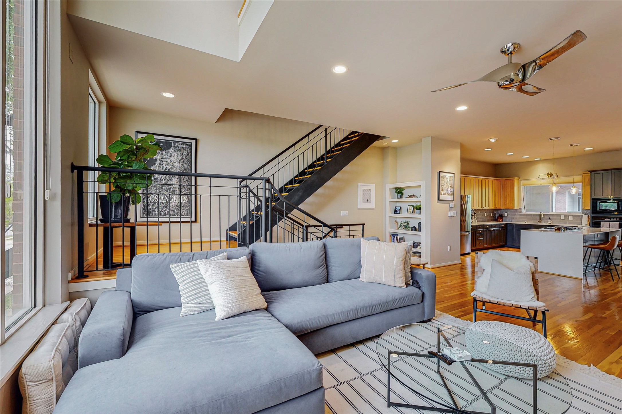 4227 Rawlins Street 3