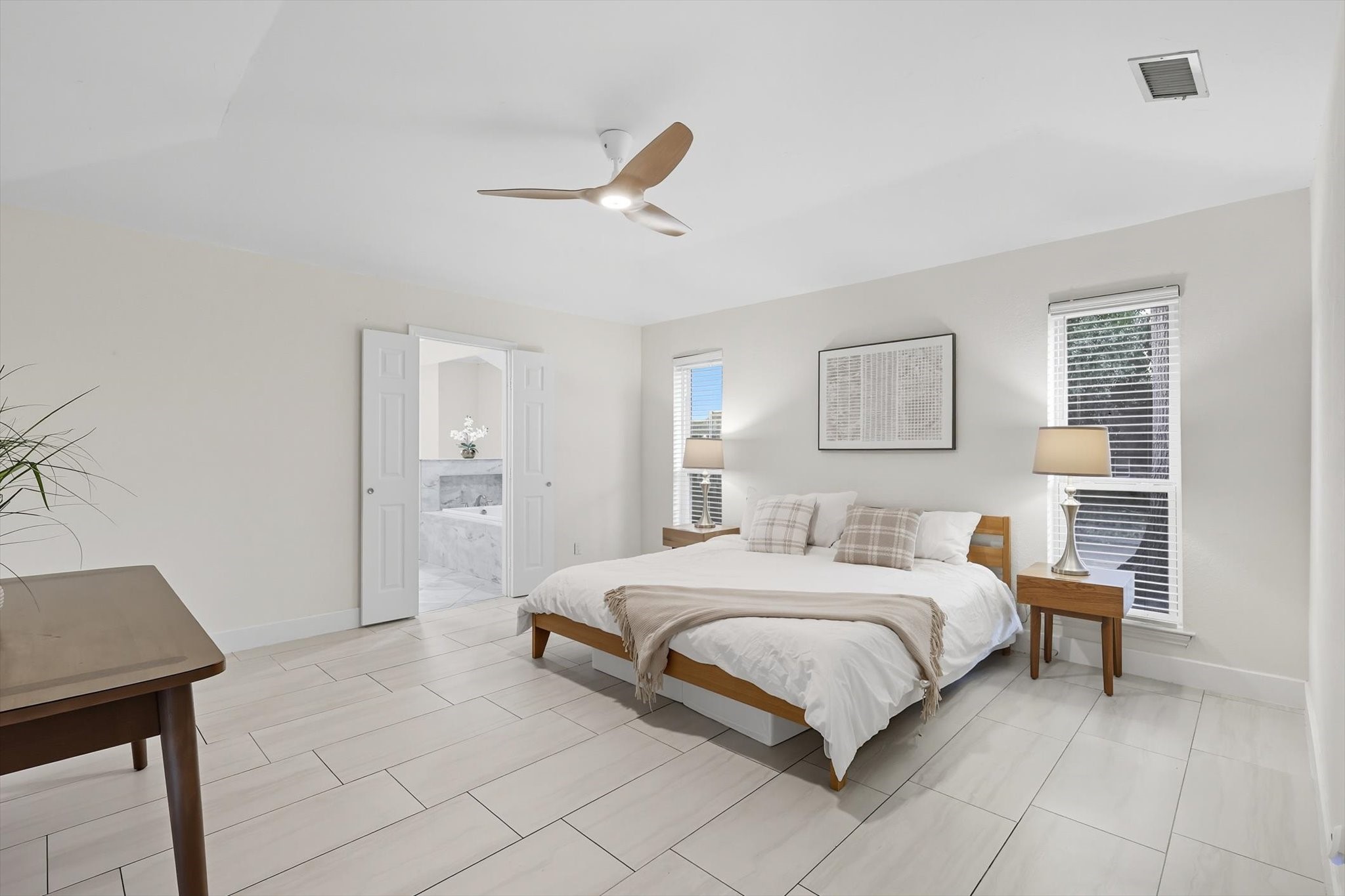 2901 Crow Valley Trail