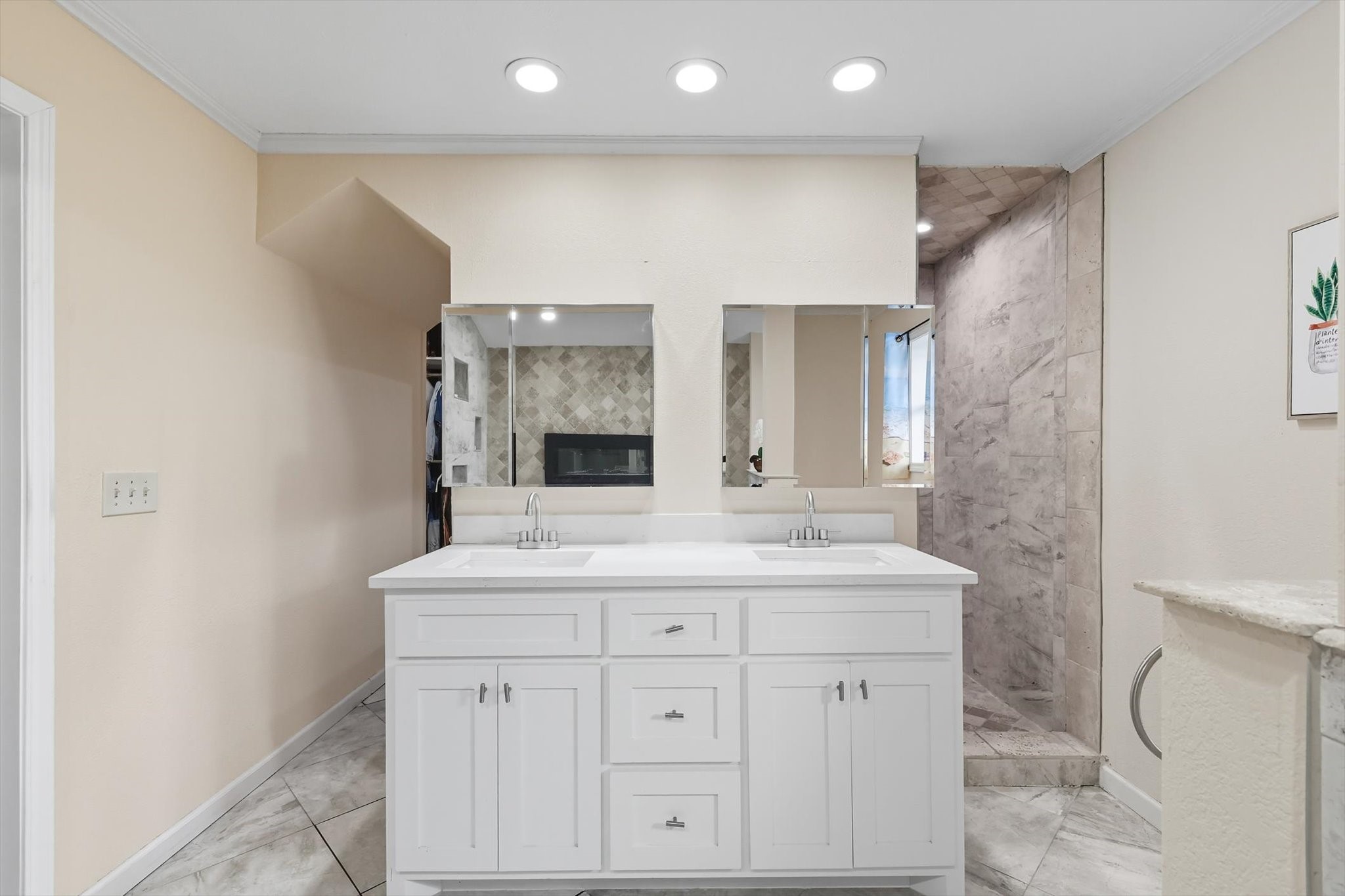 2901 Crow Valley Trail