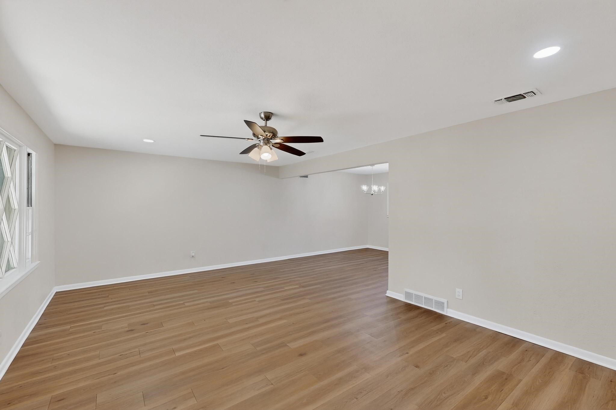 3516 London Lane