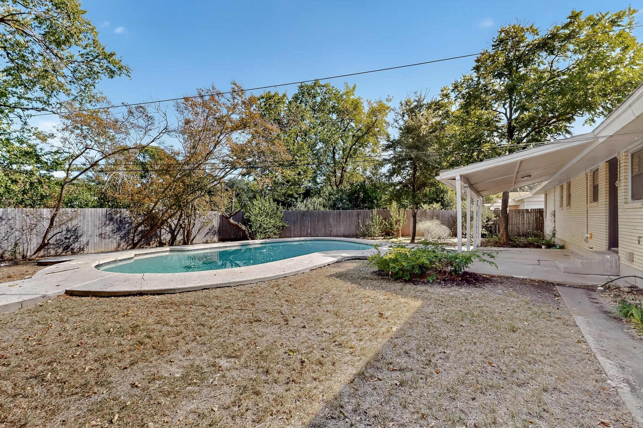3516 London Lane