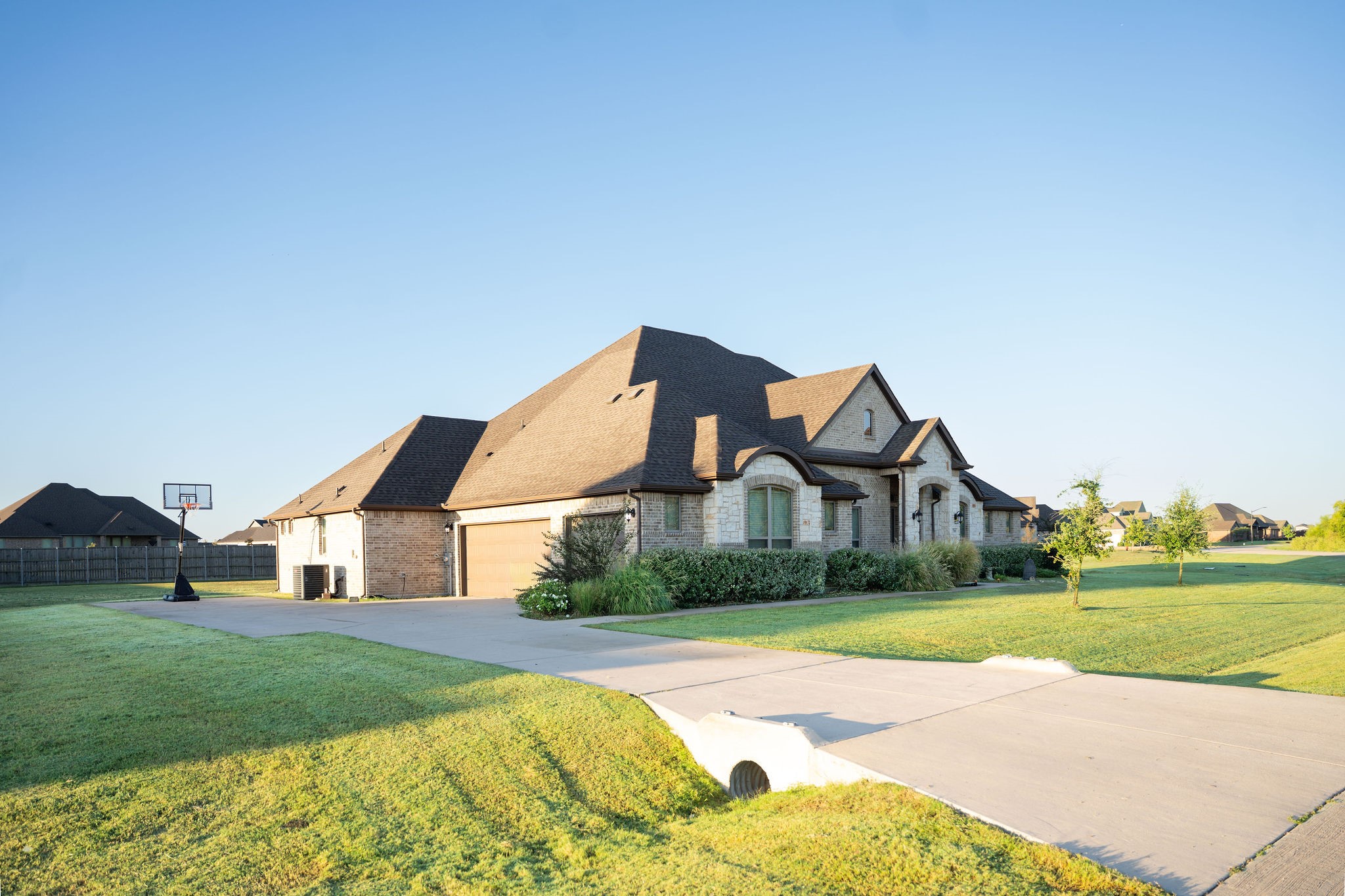 710 Nighthorse Circle