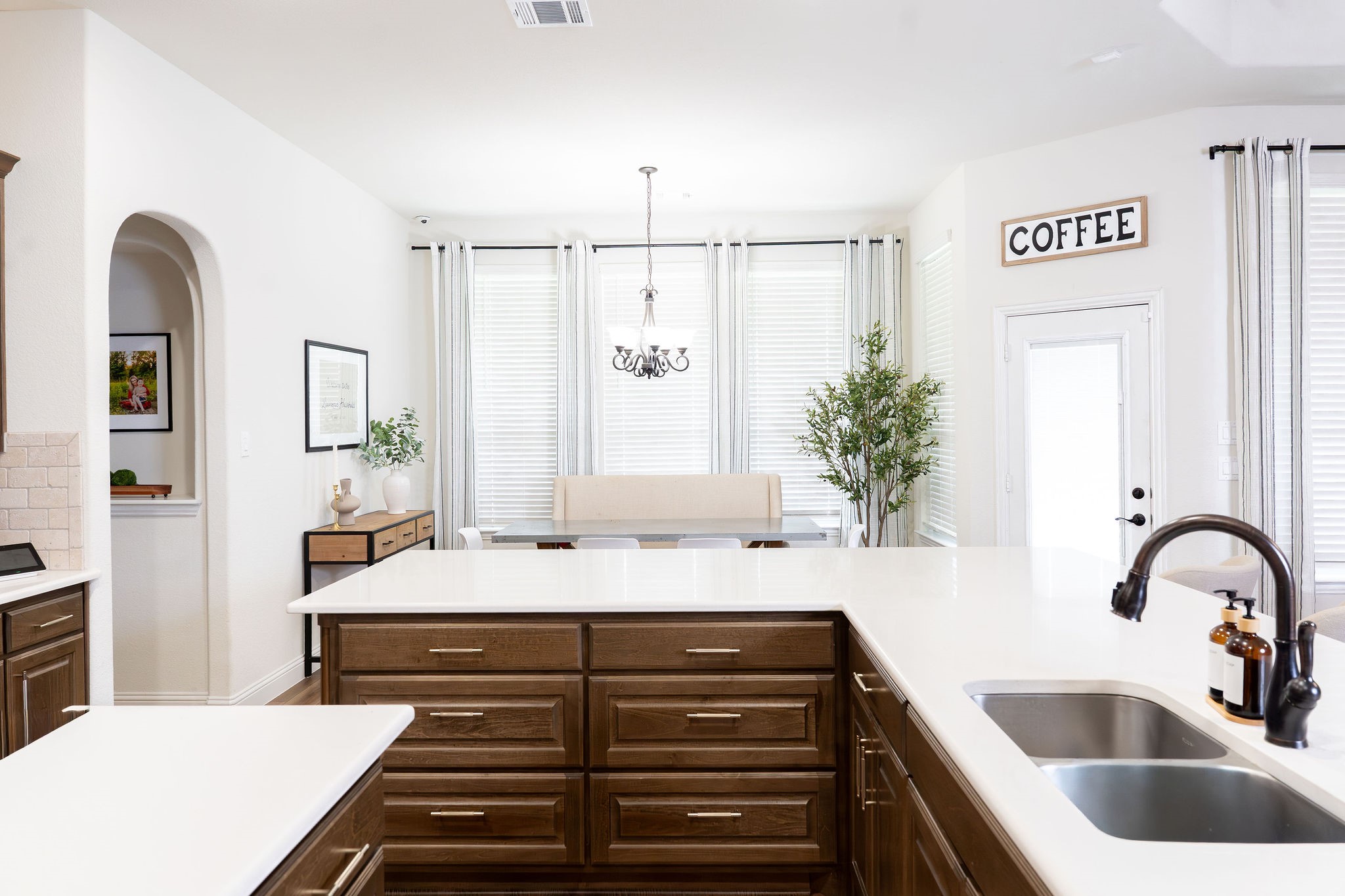 710 Nighthorse Circle