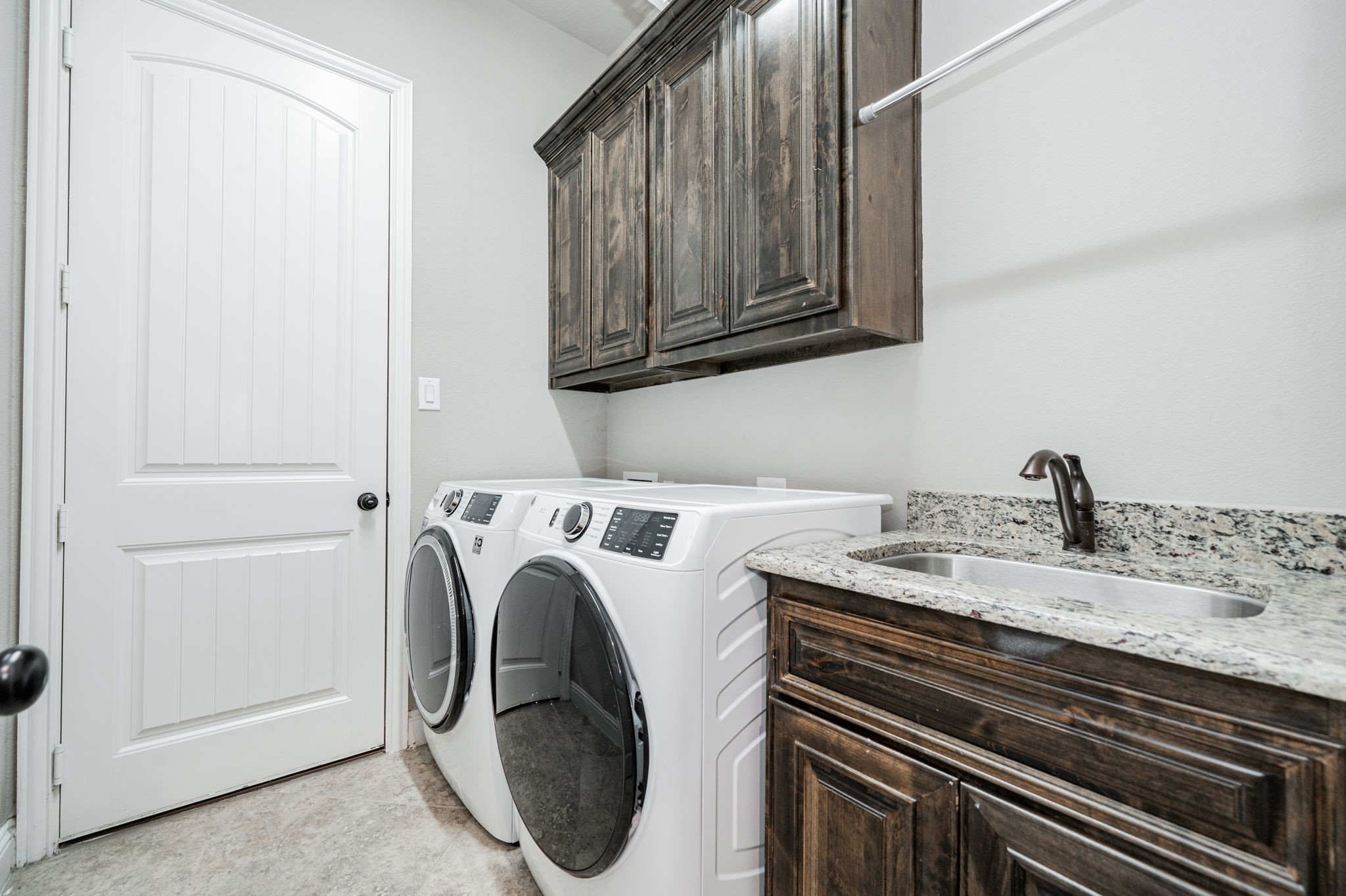 1001 Amber Knoll Drive