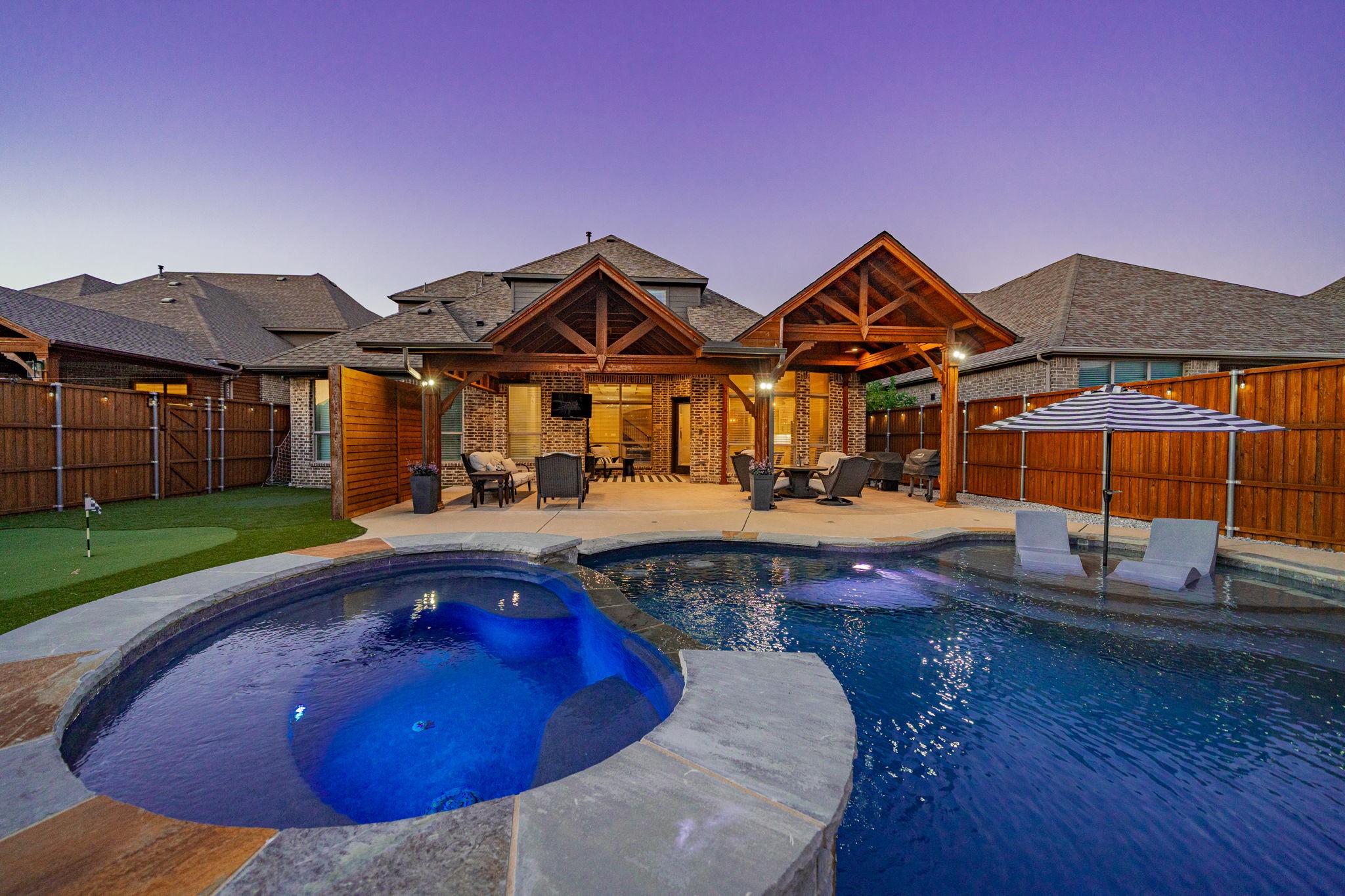 1001 Amber Knoll Drive