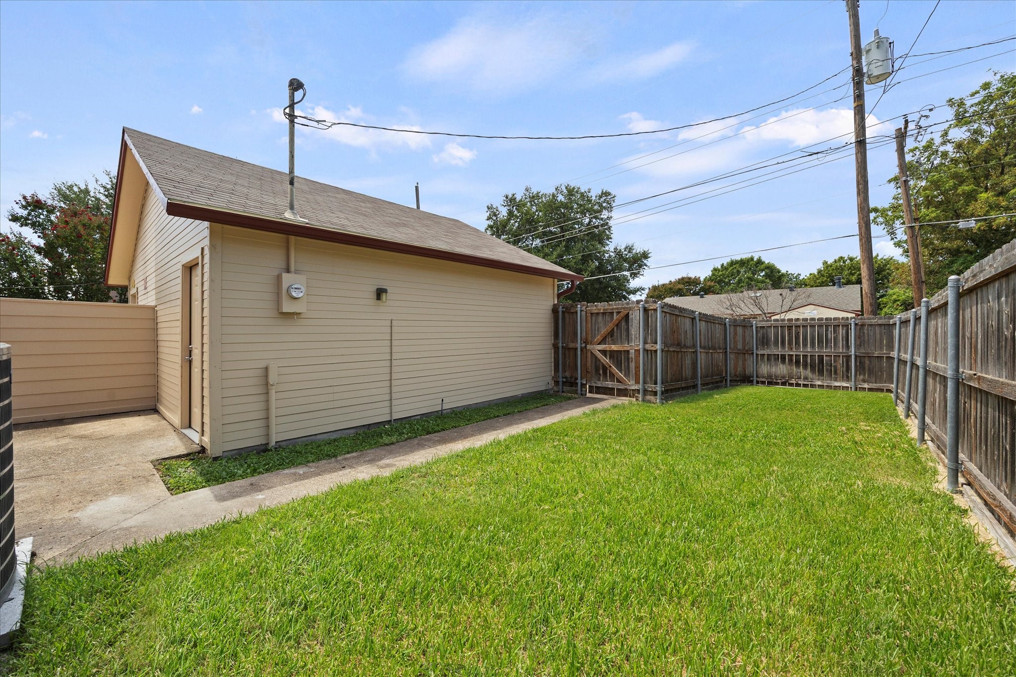 4021 Hearthstone Drive