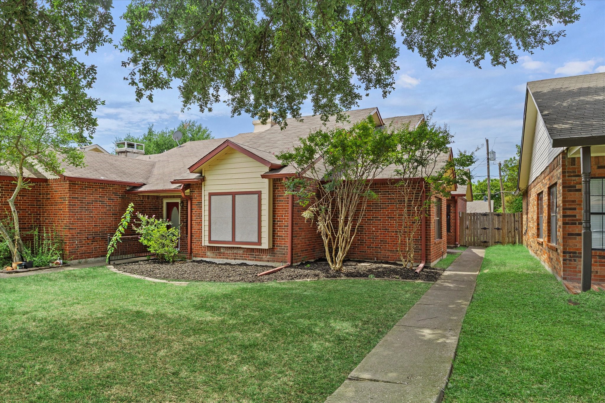 4021 Hearthstone Drive