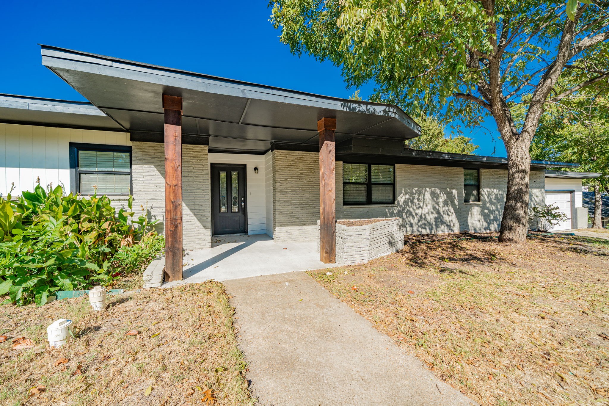 805 9th Street