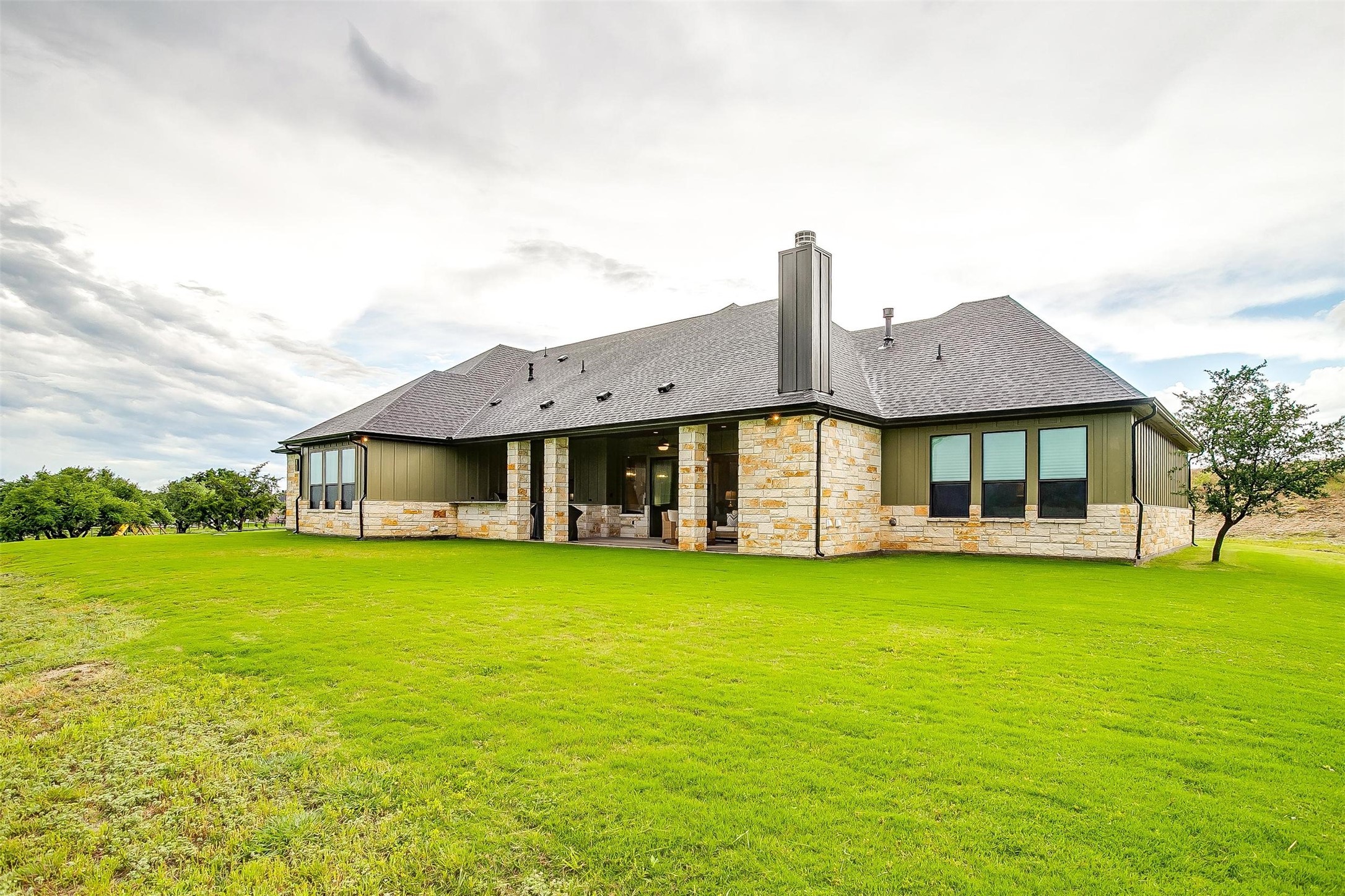 1023 Sweeney Way