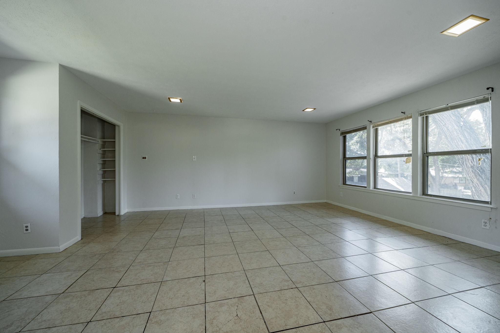 2515 S 5th Street