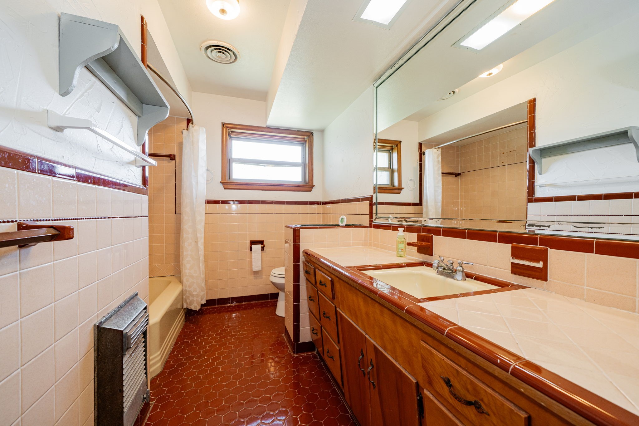 2515 S 5th Street
