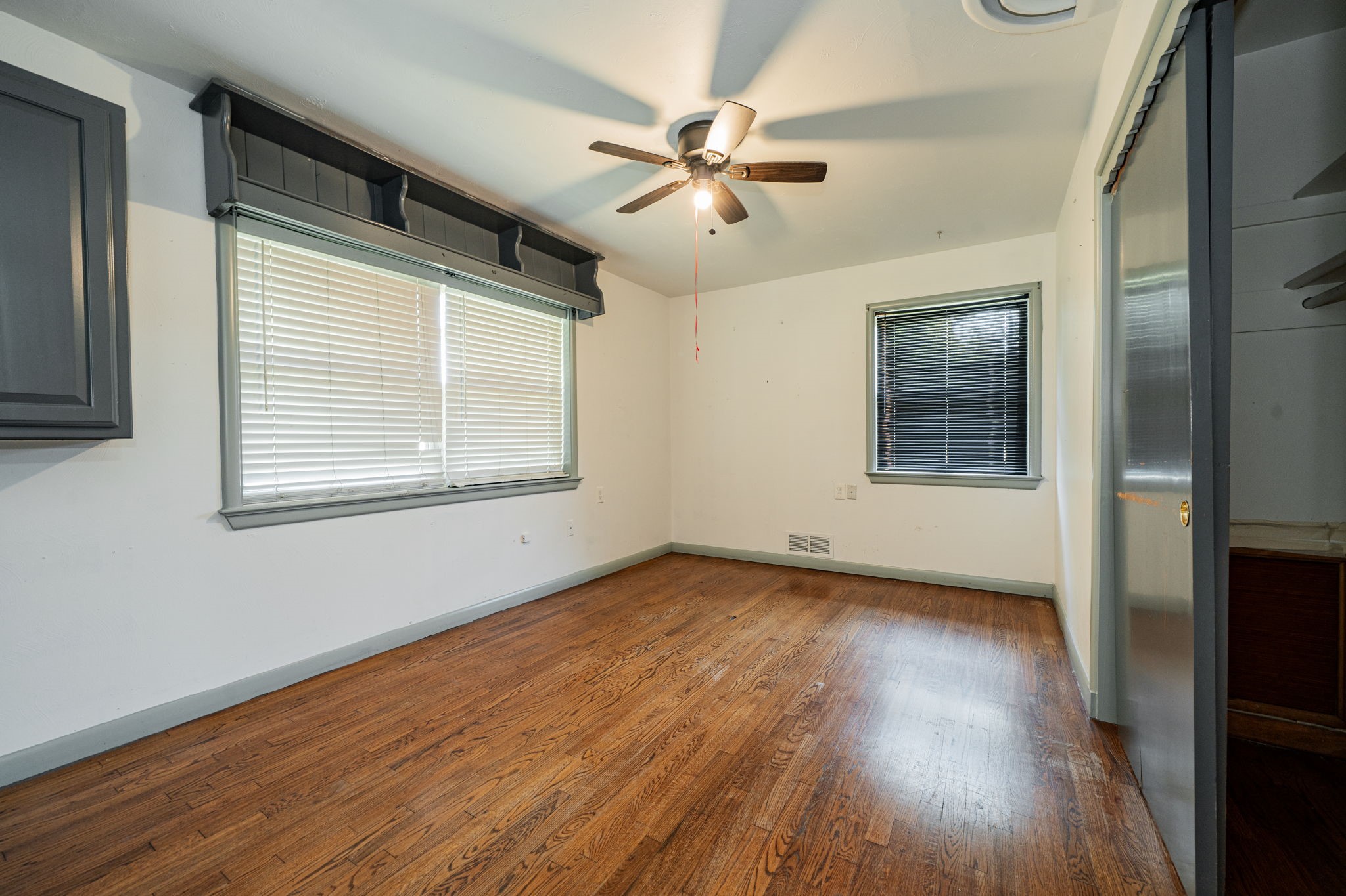 2515 S 5th Street