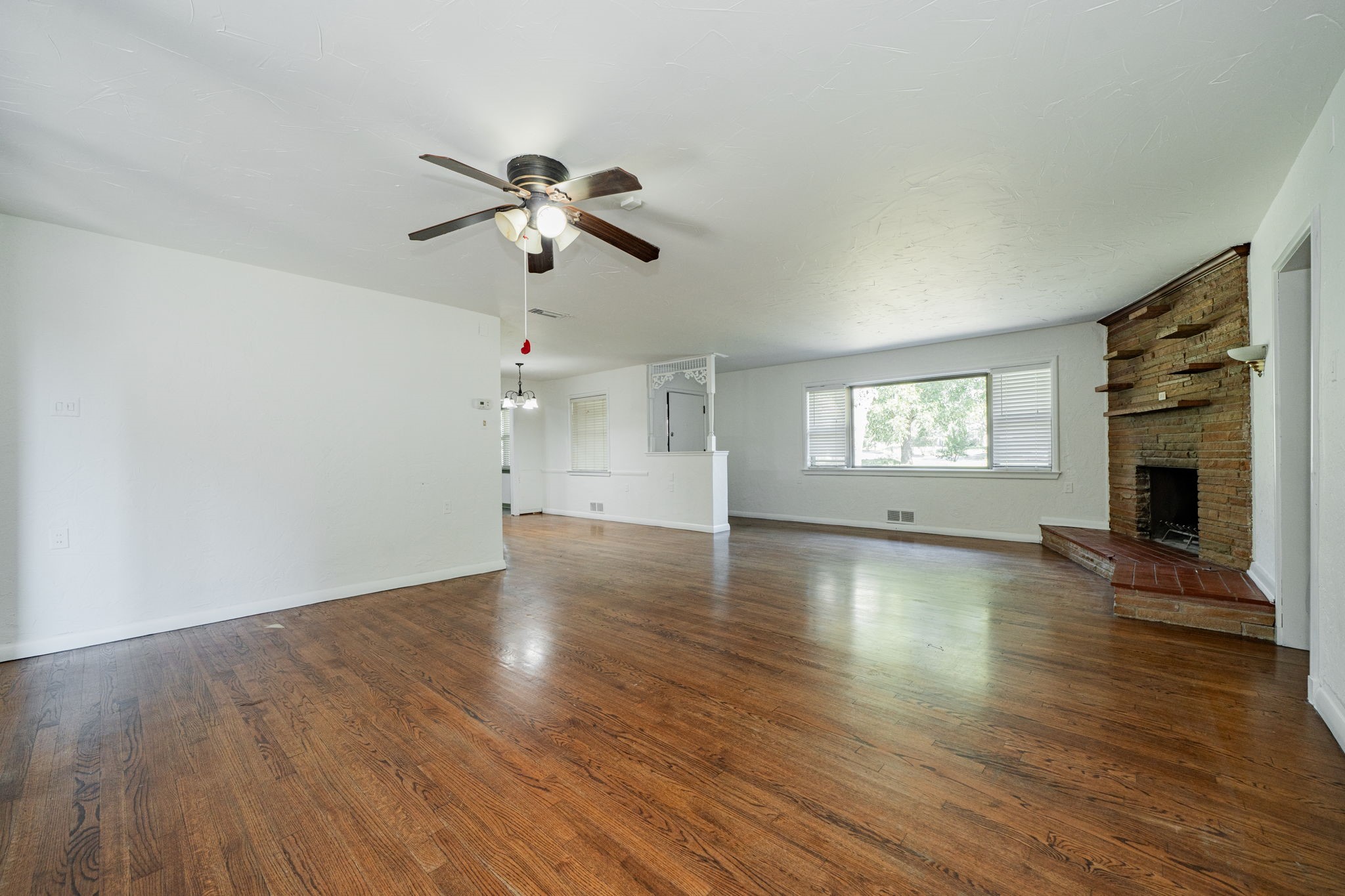 2515 S 5th Street