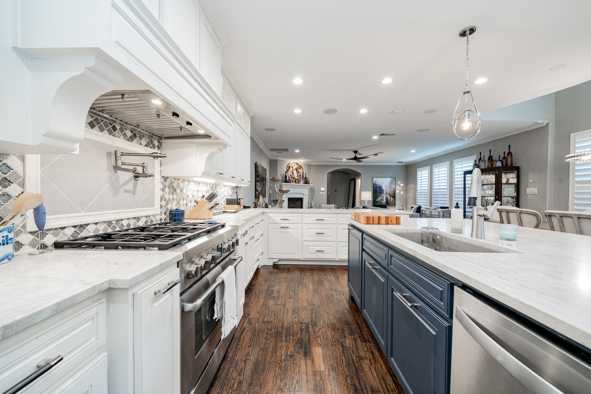 5517 Longview Street