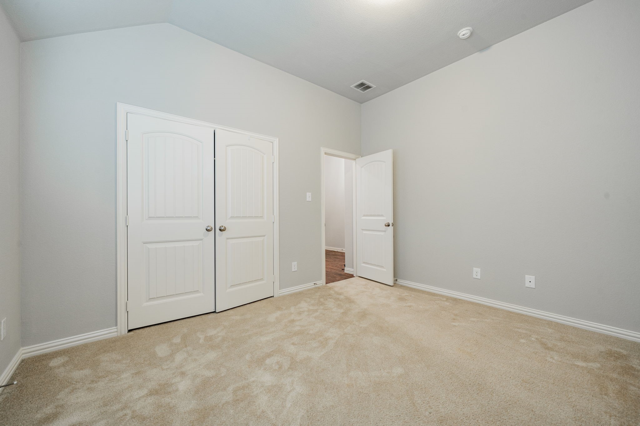 5104 Grove Cove Drive